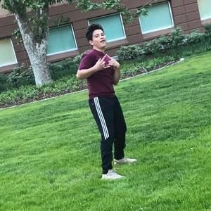 Meet your Posher, Leo